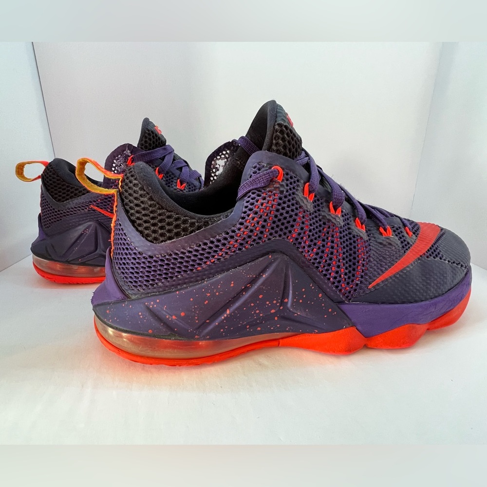 Nike LeBron XII Low Basketball Shoes Court Purple Crimson Mens 8.5